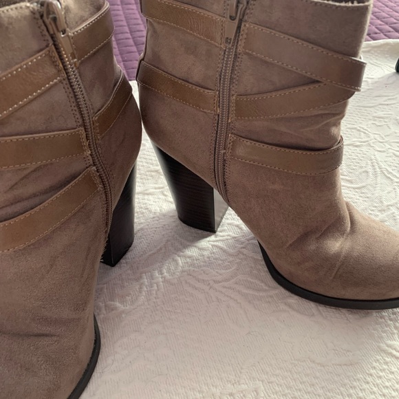 Boots Beige Brushed Suede - Picture 3 of 3